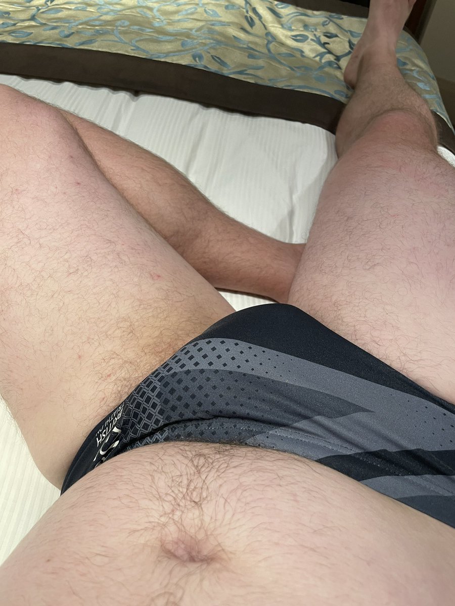 subtriscot's tweet photo. Back at the hotel room, think will have a evening enjoying myself in speedos https://t.co/vcUQr3PZcY