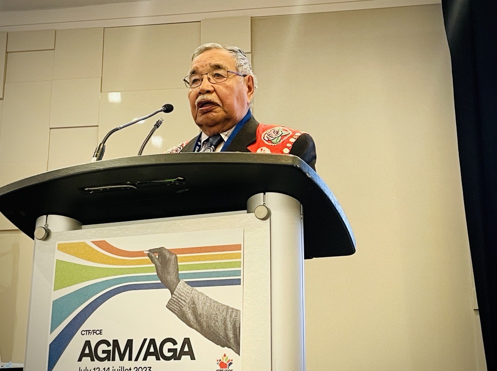 CTFFCE's tweet photo. We celebrate Anyàłashâsh Sam Johnston for his contributions to public education in 🇨🇦 with @CTFFCE’s Indigenous Elder Recognition. 
Learn about Anyàłashâsh’s contributions⬇️
https://t.co/RxKWWFLp0c
@WeAreJohnson #AGM2023AGA https://t.co/BhZgE0qL6a