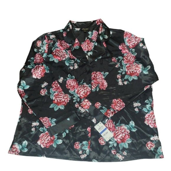 So good I had to share! Check out all the items I'm loving on <a href="/Poshmarkapp/">Poshmark</a> from @ThriftingT #poshmark #fashion #style #shopmycloset #thaliasodi: posh.mk/qlNgGvcrpBb