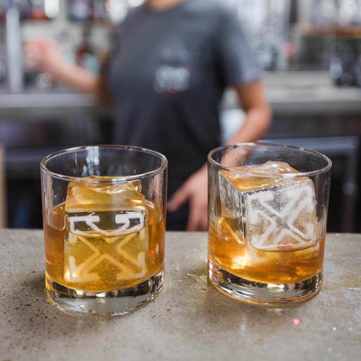 Did you know our Straight Bourbon Whiskey was "finished" in barrels that once aged our Lost Love Imperial Stout? 
cruxfermentation.com/2023/03/16/whi…