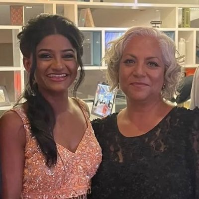 love my mum 💛