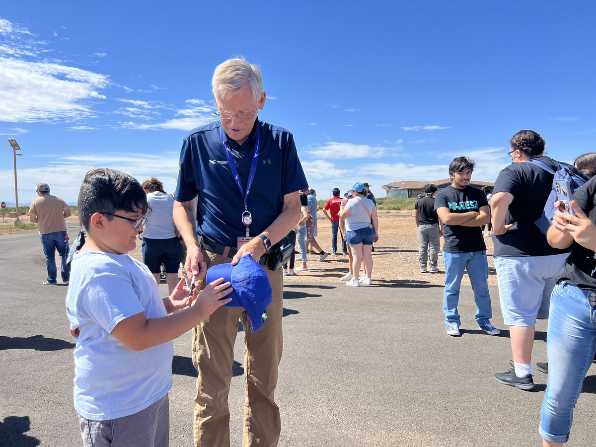 Spaceport_NM's tweet photo. The #GatewayToSpace is open to all 🚀 

Thanks to NM State Rep. Raymundo Lara and Dr. Paulo Oemig, a group of 75 students from Gadsden ISD made a first-time trip to our facility. 

The trip was made possible by NASA’s National Space Grant College &amp; Fellowship Program ✨ https://t.co/g9K9gooNpk