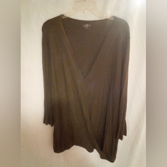 So good I had to share! Check out all the items I'm loving on <a href="/Poshmarkapp/">Poshmark</a> #poshmark #fashion #style #shopmycloset #freepeople #aserendipitoussoulshoppe #loft: posh.mk/0PUEWjmrpBb