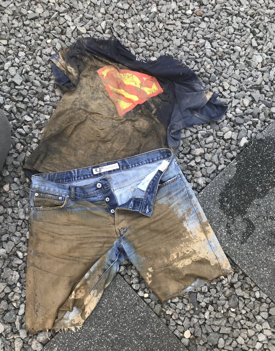 kidbrain2002's tweet image. #nevahrforget ich werd die Bilder und diesen Gestank nie vergessen