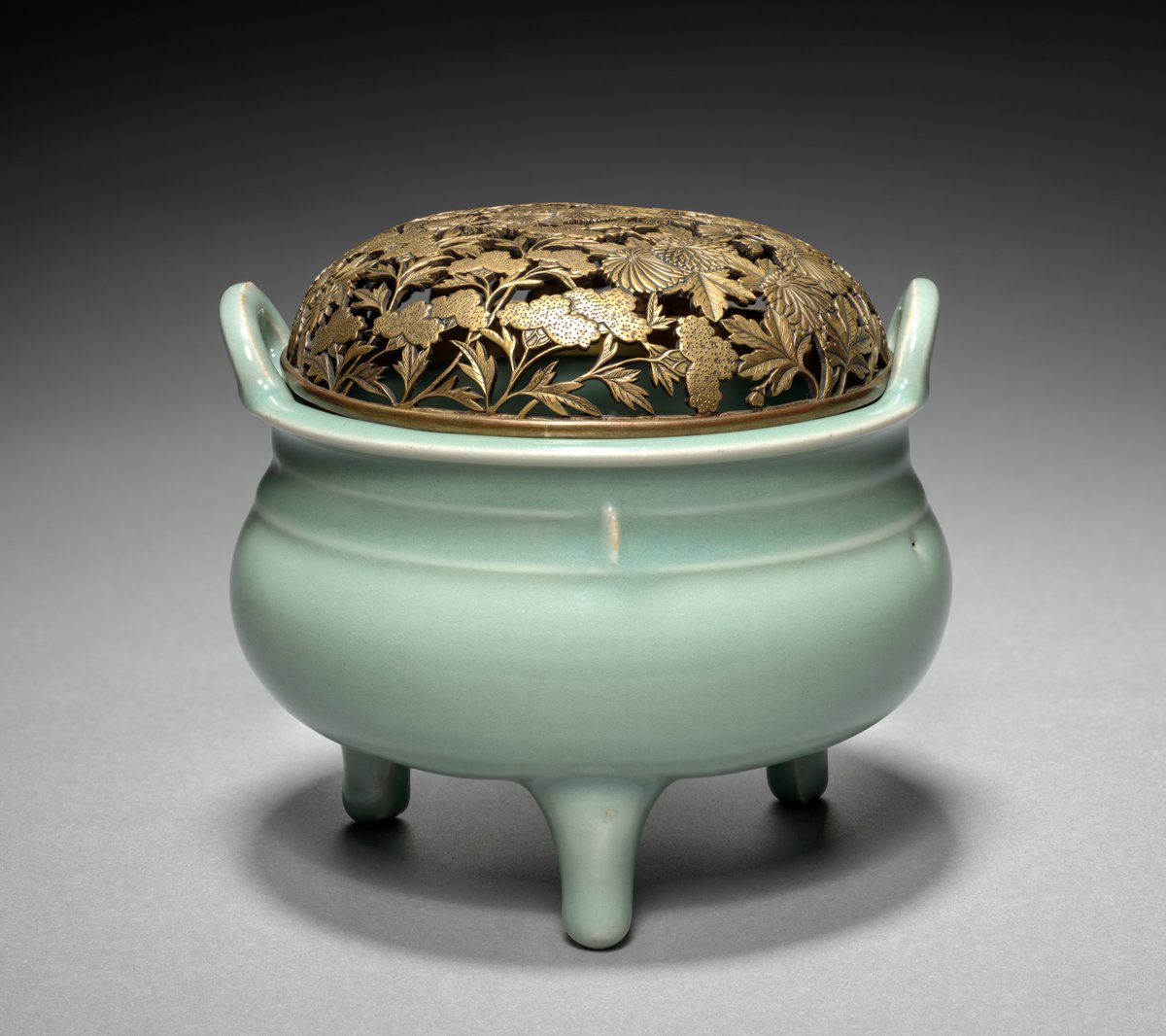 Covered Incense Burner, late 1800s