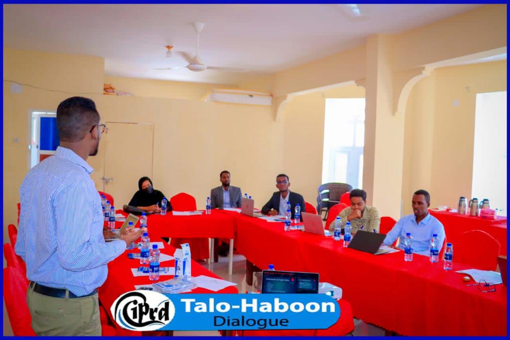 iprdinstitute's tweet photo. Our Institute has successfully held a public policy training certificate program, which was attended by civil servants, civil society org, &amp; private sector professionals. The program was designed to equip participants with the skills and knowledge in the policy space.
#Somalia https://t.co/4kKUT9Cge1
