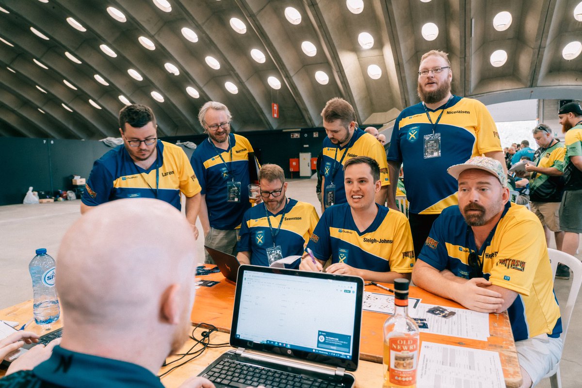 TNI_40k's tweet photo. Countdown is onnnn for @WorldTeamChamps this year! Looking forward getting back to this team on team action!!!! Here are a load of the guys from pairings last year!
@InnesAWilson
@CanHammerChris
@Skari2
@Saesneg40k
#competitive40k
Photos by in house tog @McCruddenMal https://t.co/jhmTixIPWO
