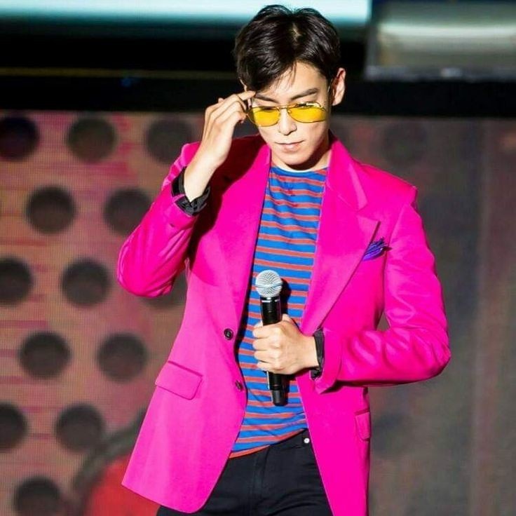 tttoparchive's tweet photo. T.O.P

#TOP #TTTOP #CHOISEUNGHYUN #최승현 #탑 https://t.co/JwAUczYWel