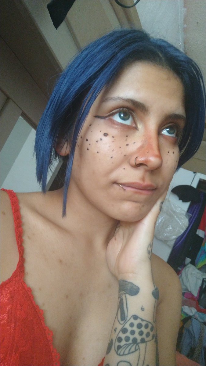 GingerVanAcker's tweet photo. My Onlyfans 💙✨

https://t.co/ruX9VmGw9e

#onlyfansgirl #Blue #makeupartist #hentai #patreoncreator #Creator #ContentCreator #Cash #SugarDaddys #SugarBabies #webcamer #Charming #girl #animegirl #otaku https://t.co/5gkk16g0Wy