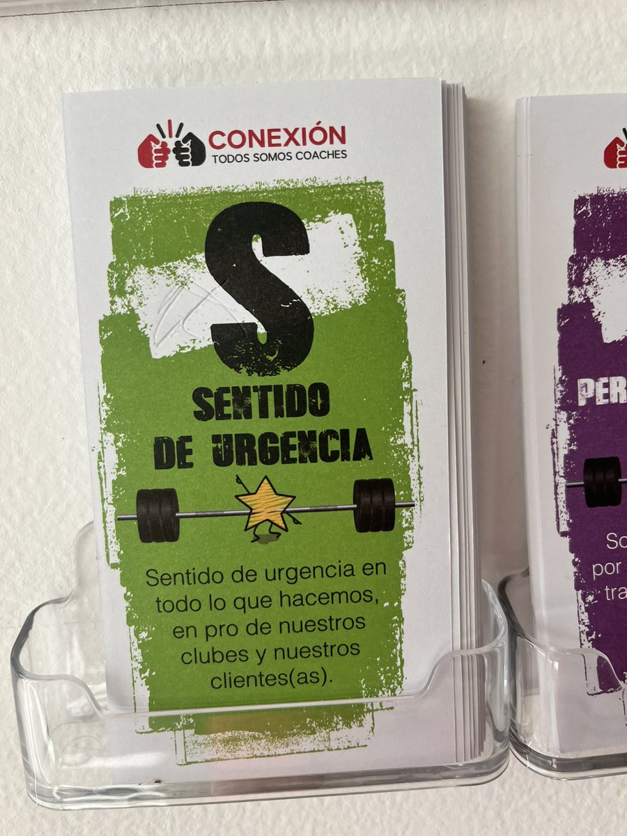 vmpln's tweet photo. @AtencionSW y tu sentido de urgencia? En Anzures llevamos más de un mes SIN AIRE, con salones y equipo negro de la suciedad y NADIE HACE NADA. https://t.co/9leJPOLKC0