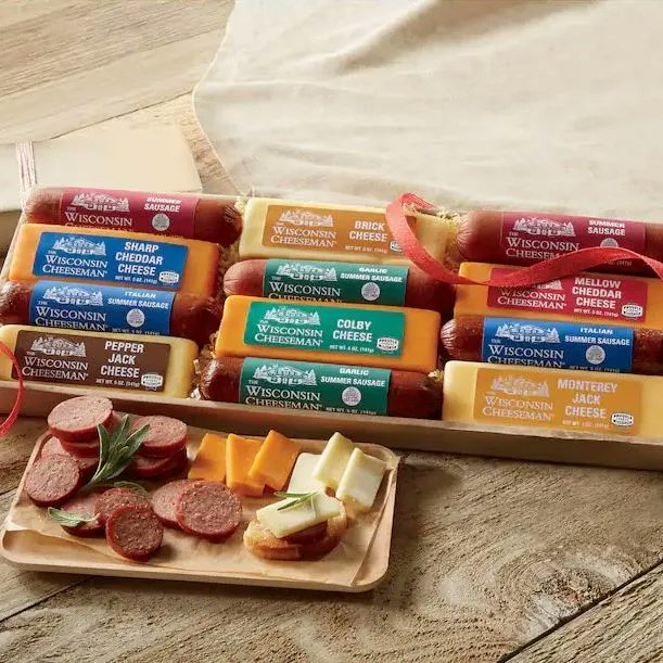 WiscCheeseman's tweet image. Our 12-Star Lineup is a customer favorite for a reason! ⭐ Be the star of your next gathering with this quality meat and cheese assortment! Shop our site here: buff.ly/3OcjqkK