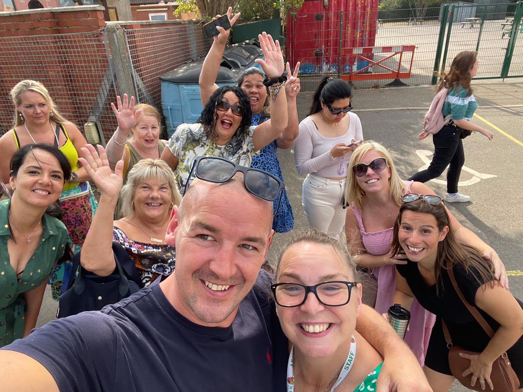BreenCarly's tweet photo. Wow! What an amazing turnout for the best headteacher I could ever have asked for my children. Good luck Mrs D-H, we will all miss you very much! @STMBexleyheath Do More, Be More! https://t.co/mOANW5gPmt
