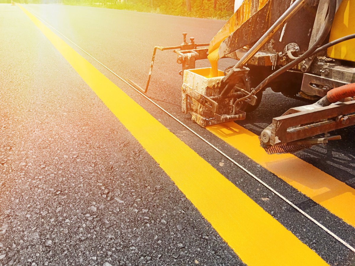 cityofslt's tweet image. Crews are out continuing to paint double yellow lines In various locations. Another crew is working on replacing paddle markers in Tahoe Island. Street sweeping will also take place throughout the city. Please take it slow in work zone areas. #BeWorkZoneAlert