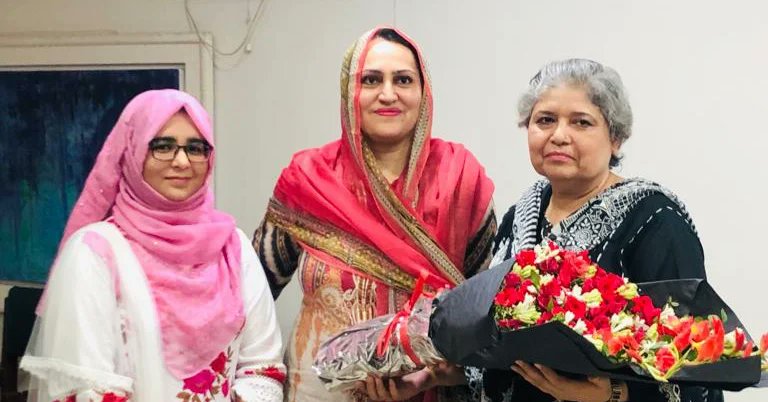 DoZ_LCWU's tweet photo. Ph.D. thesis defense of Dr. Afia Iqbal. 
Supervisor: Dr. Shagufta Naz (Associate Professor)
Thesis Title: IDENTIFICATION AND CHARACTERIZATION OF SLC4A11 GENE INVOLVED IN CONGENITAL HEREDITARY ENDOTHELIAL DYSTROPHY https://t.co/dEdnyqC2Gq
