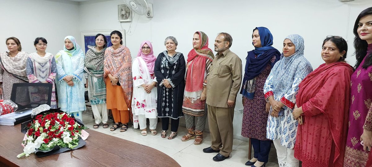 DoZ_LCWU's tweet photo. Ph.D. thesis defense of Dr. Afia Iqbal. 
Supervisor: Dr. Shagufta Naz (Associate Professor)
Thesis Title: IDENTIFICATION AND CHARACTERIZATION OF SLC4A11 GENE INVOLVED IN CONGENITAL HEREDITARY ENDOTHELIAL DYSTROPHY https://t.co/dEdnyqC2Gq