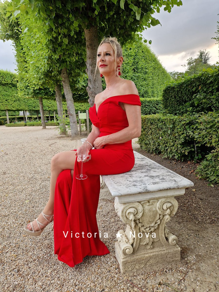 Victoria Nova on Twitter: "My complete evening at the Petit Trianon