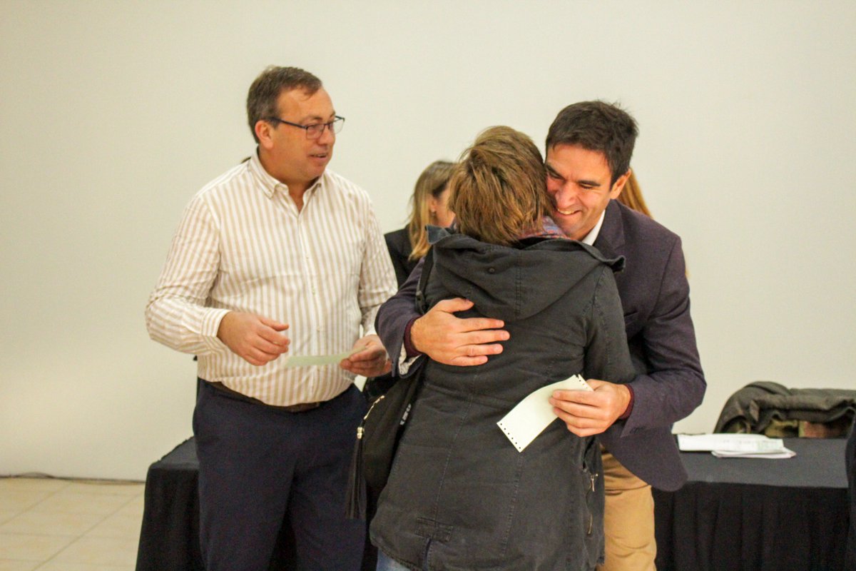 AndraosEmir's tweet photo. Ayuda económica para emprendedores y comerciantes. A través del área de Desarrollo Económico, se hicieron 80 aportes económicos que dan un empujón importante a proyectos comerciales para que mejoren sus condiciones de venta.
@MartinAveiro
#ElProyectoSigue #GestionQueTransforma https://t.co/E54rhX0NoH