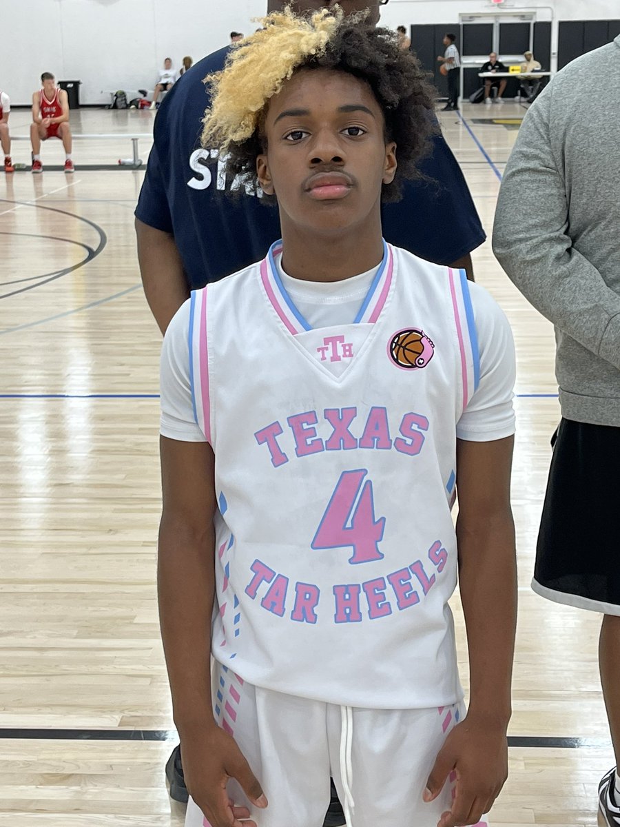 BTerrell_414's tweet photo. 2026s Colin Griffin (16 points) and Jamarion Lawson (15 points, 4-6 from 3) lead their @TarHeel_Fam to a afternoon win @ny2lasports @ny2labasketball #2K23FinalChapter https://t.co/yhoqxIkF5h