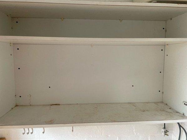 HenfieldFreegle's tweet photo. OFFER: Wall Unit (Horsham) https://t.co/223yMHZHef https://t.co/eivHUcnguW