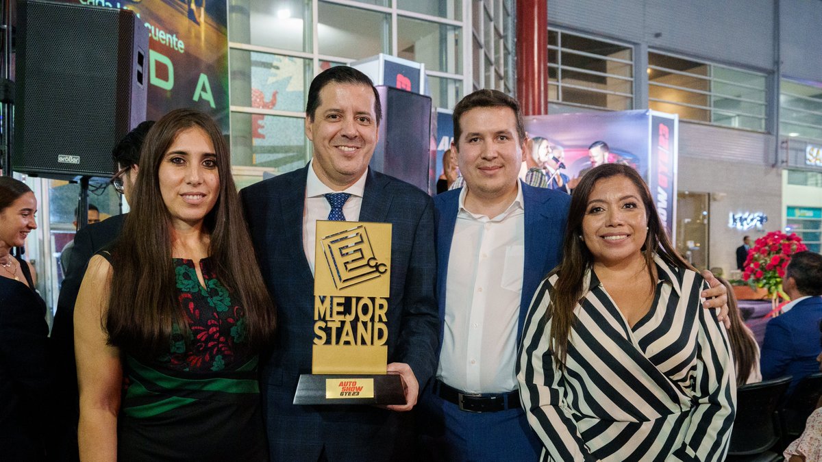 Durante la inauguración del AutoShow, presentamos 4 modelos de las marcas Citroën y Dongfeng que llegaron a Ecuador para revolucionar el mercado automotriz. Además, ganamos el primer lugar como el mejor stand, con una imponente infraestructura de 700 m2.