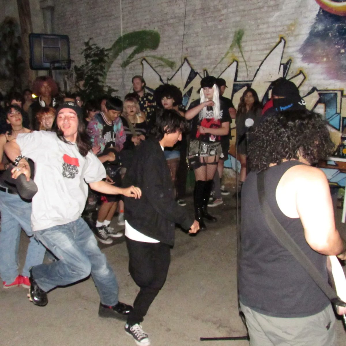 altfrogband's tweet photo. Alley Guey methods https://t.co/UXXl9JGKyC