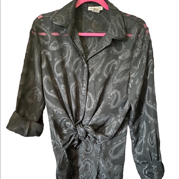 redruby40's tweet photo. So good I had to share! Check out all the items I'm loving on @Poshmarkapp from @akatavy #poshmark #fashion #style #shopmycloset #weissman #imisolamarras: https://t.co/kw1bAhegKV https://t.co/eueByZQVdi