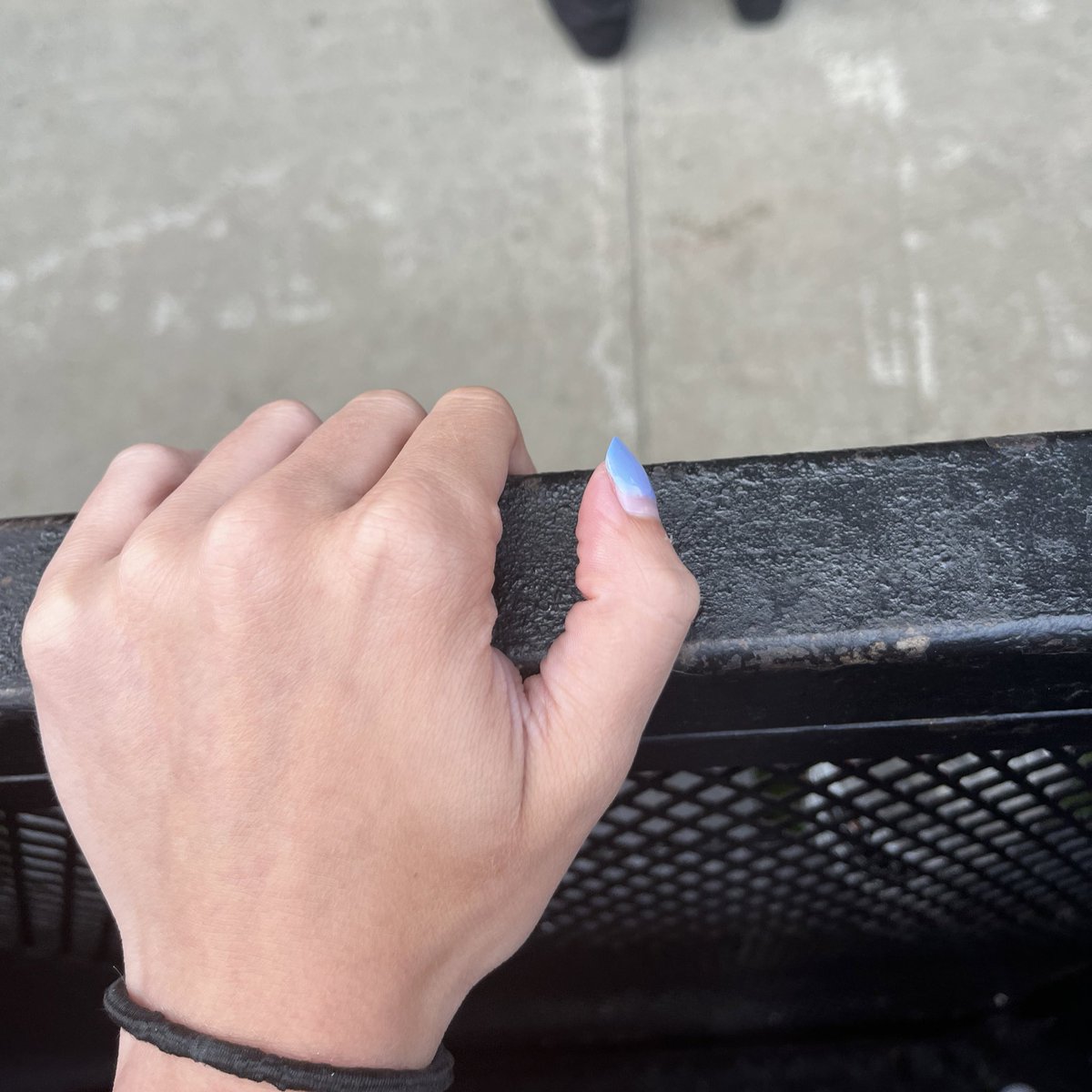 happilyariii's tweet photo. RT FOR BARRICADE AT YOUR NEXT CONCERT https://t.co/ogANOydsqf
