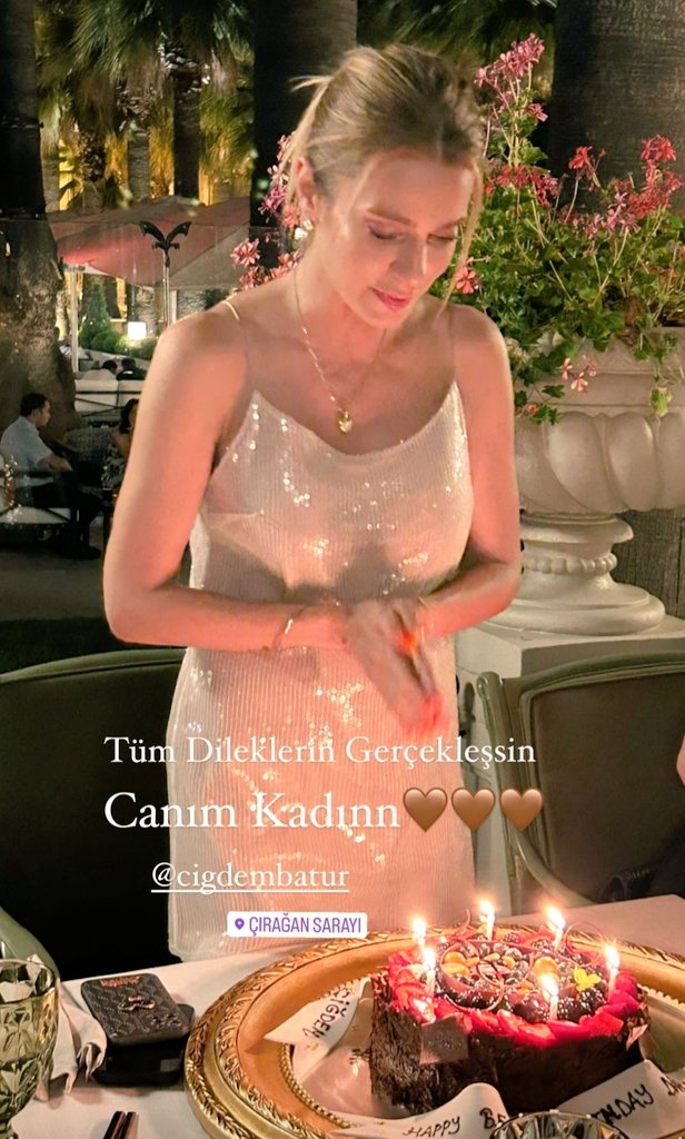 iyiki doğdun dünyada güzelli 😘🧿🎂🎉

#justactress #çiğdembatur #cigdembatur