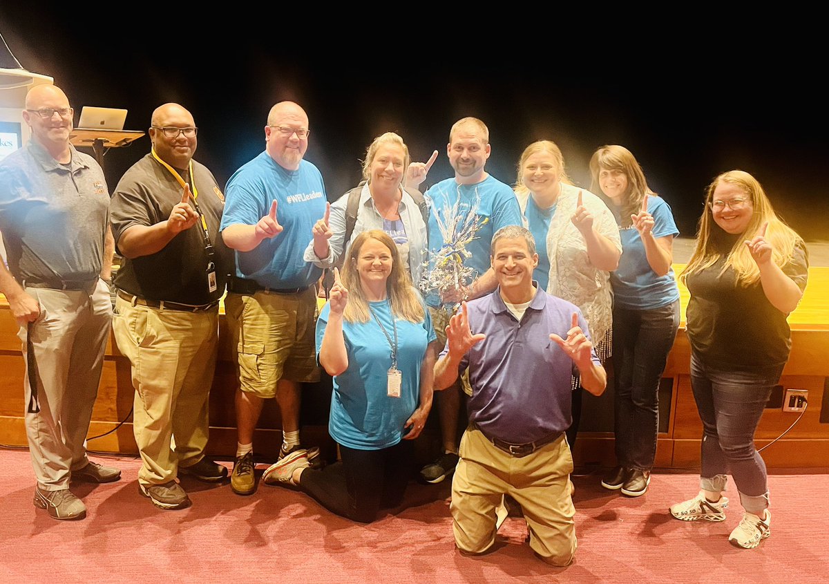 Waterloooooooo takes home the 🏆 #WFLleaders 
@WaterlooFamily <a href="/Tam_Shelli/">Shelli</a> @MrColeman110 <a href="/LaFayetteTiger/">Shaun Merrill</a> <a href="/SMarchitell15/">Sarah Marchitell</a> <a href="/Doore82/">Dan Doore</a> @MrKWaterlooHS <a href="/Jessica_WFL/">Jessica Sheridan</a> <a href="/WFL_SMarshall/">Shannon Marshall</a>