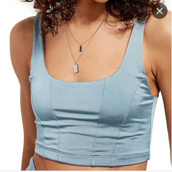 MccurdyChelsey's tweet photo. So good I had to share! Check out all the items I'm loving on @Poshmarkapp #poshmark #fashion #style #shopmycloset #hallmark #oldnavy #freepeople: https://t.co/L26DTFexrr https://t.co/w4Wa779kmP