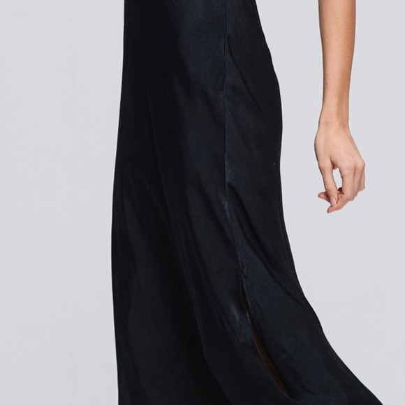 ShellyLTaylor's tweet photo. So good I had to share! Check out all the items I'm loving on @Poshmarkapp from @CoastalThyme #poshmark #fashion #style #shopmycloset #universalthread #crescent #americaneagleoutfitters: https://t.co/1RYfzpppmQ https://t.co/Pfw3id3VID