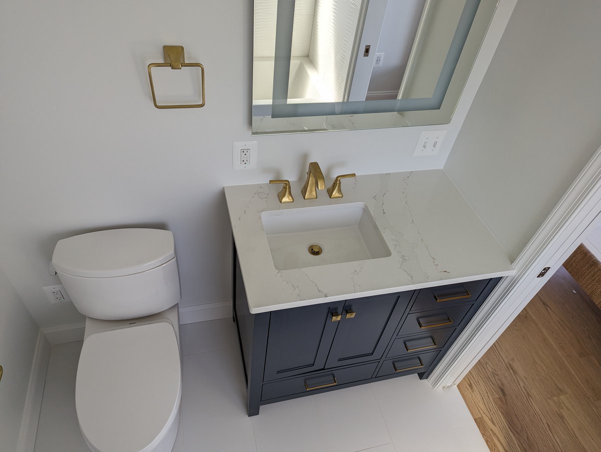 FBrenovations's tweet photo. Long overdue, but better late than ever. Check out these bathroom results! 
.
.
.
.
#bathroom #bath #bathroomremodel #bathroomdesign #bathroomdecor #bathroomrenovation #interiordesign #realestateva  #oldtownalexandria #alexandriavarealtor #arlingtonvirginia #northernvirginia #dmv https://t.co/sqT336f2zA