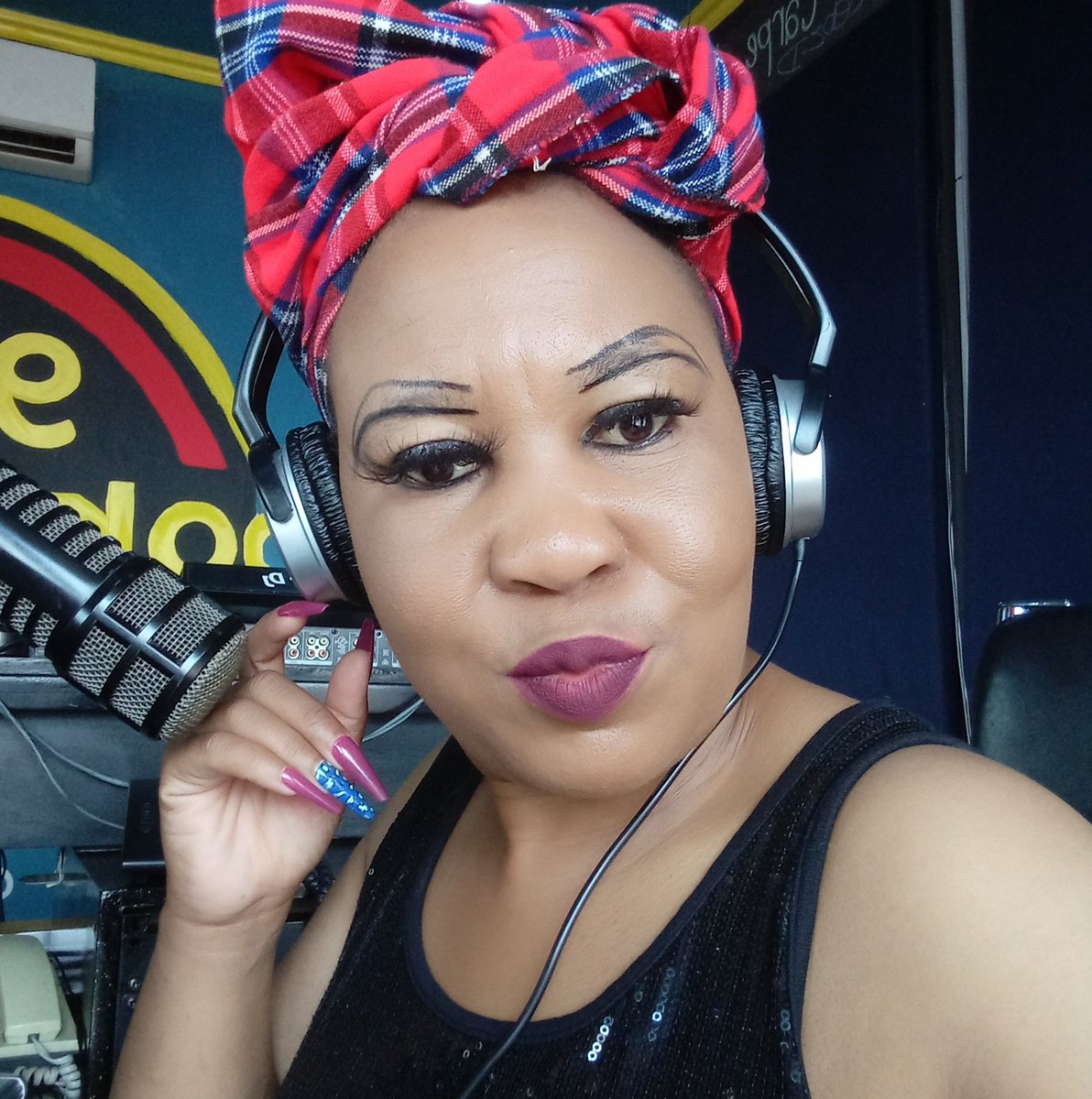 lintle_ramatla's tweet photo. Amplifying the voices of women is my passion. 
#HerRadioLife #SheIsFemalePower https://t.co/BLhooxhT4O