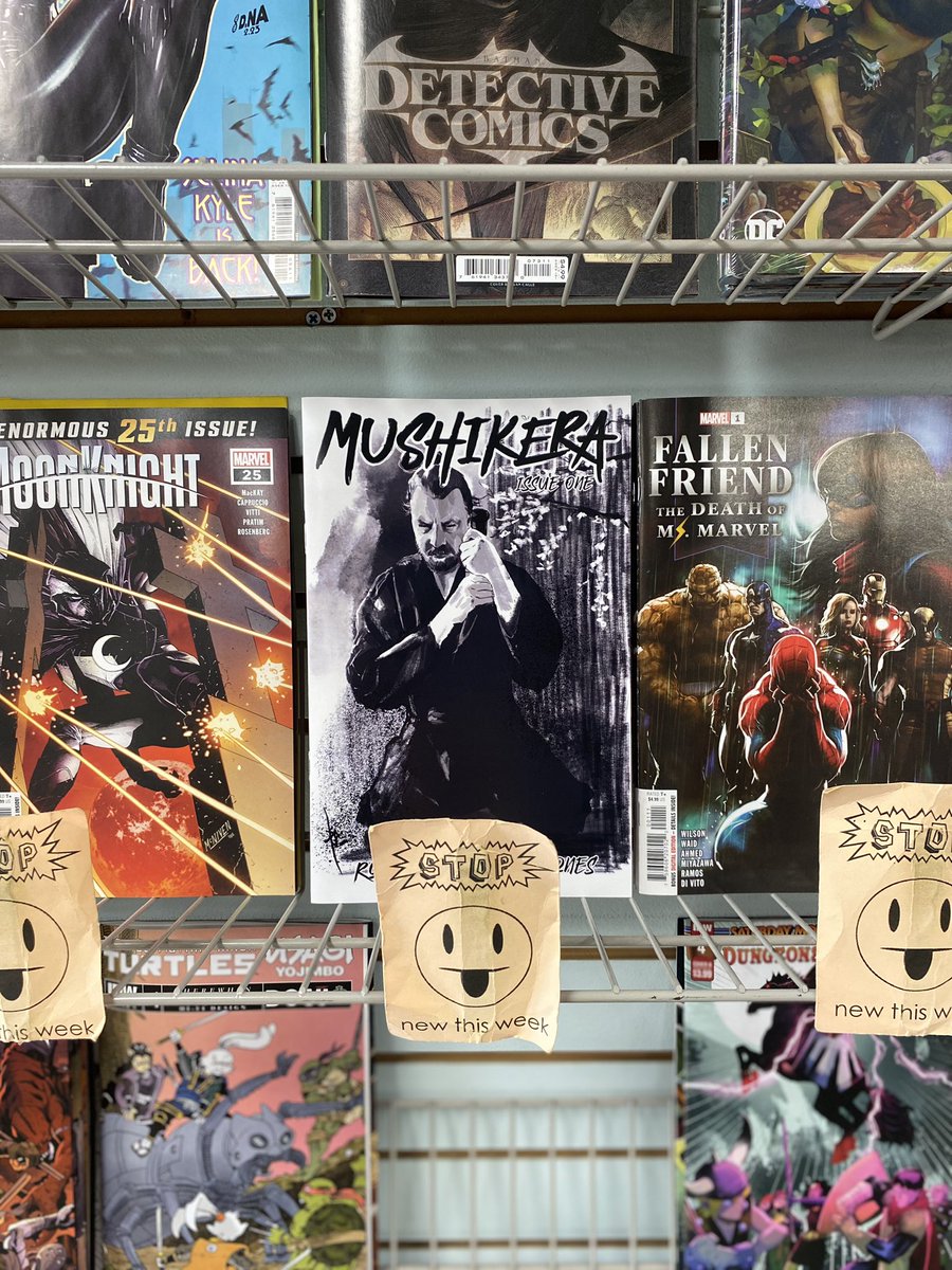 Pretty cool feeling to see lots of hard work on the shelf! 

Mushikera now available at Fantasy Zone Comics in North Kingstown!

Great shop, great people!

#mushikera #indiecomics #lcs #localcomic #localcomicshop #indiecomicbook #indiecomicslove #indiecomic #samurai #ronin