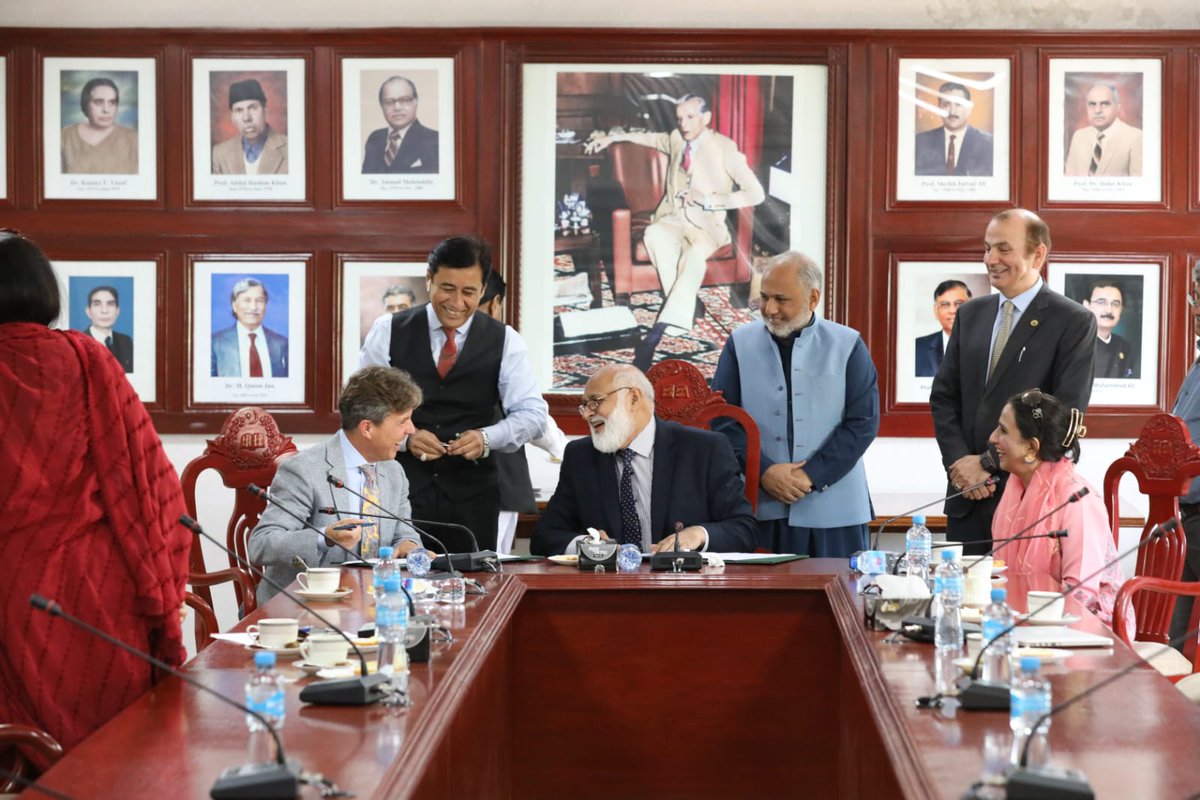 ascqau's tweet photo. 13-07-2023, a MOU between salvadore, Buenos Aires Argentina and Area Study centre for Africa, North and South America Quaid I Azam University Islamabad. https://t.co/N7EHdVpMoM
