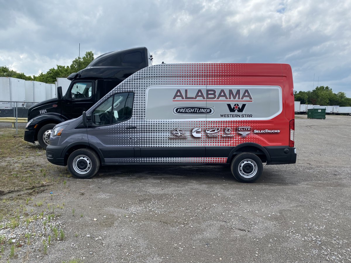 UtilityWraps's tweet photo. Wow, this wrap was made for this vehicle! It's almost like we created a custom design perfectly tailored to the brand and vehicle. 😉

We use eye-catching colors and design elements in our graphics to elevate your branding and give your vehicle a look that matches your business. https://t.co/RlOmVry4zh