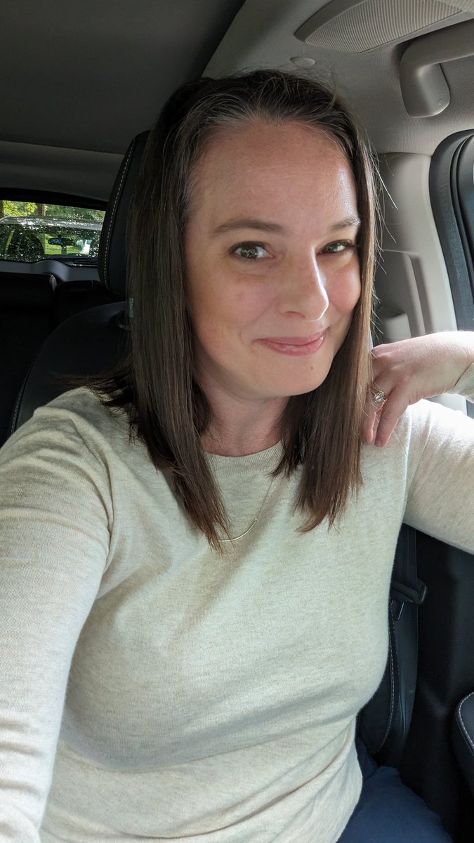 Erin Smith tweet media