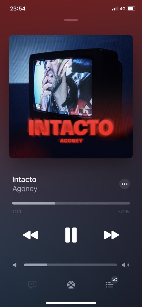 itspaullse's tweet photo. Perdón?? Vaya temazo 🔥 la voy a tener en bucle 🔁 @Agoney https://t.co/a1AuR4t3KZ