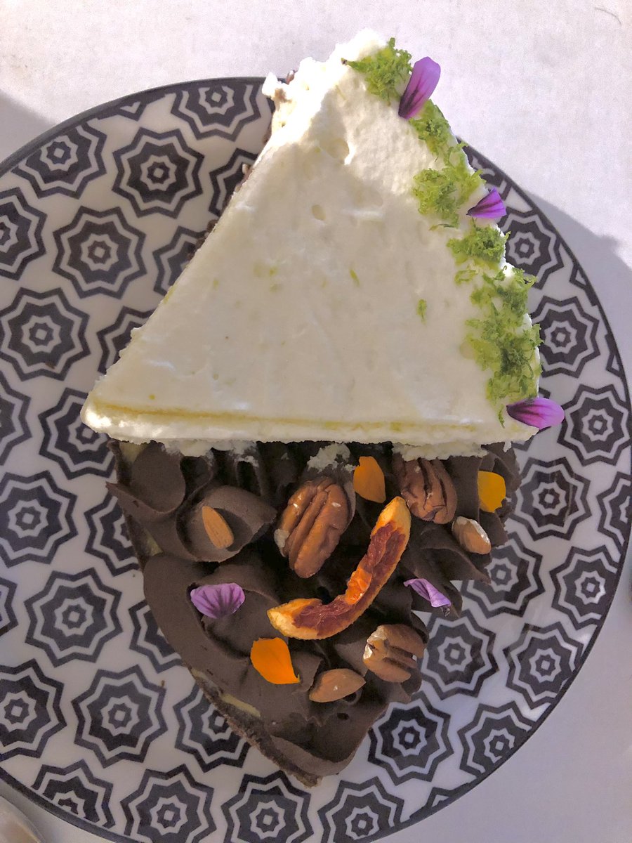 LaraBoc's tweet photo. @mandalacakes Les presento al gordo más Mandalero que van a conocer 🥹🍰🧁🥧💘 https://t.co/Hx8KxWw8CM