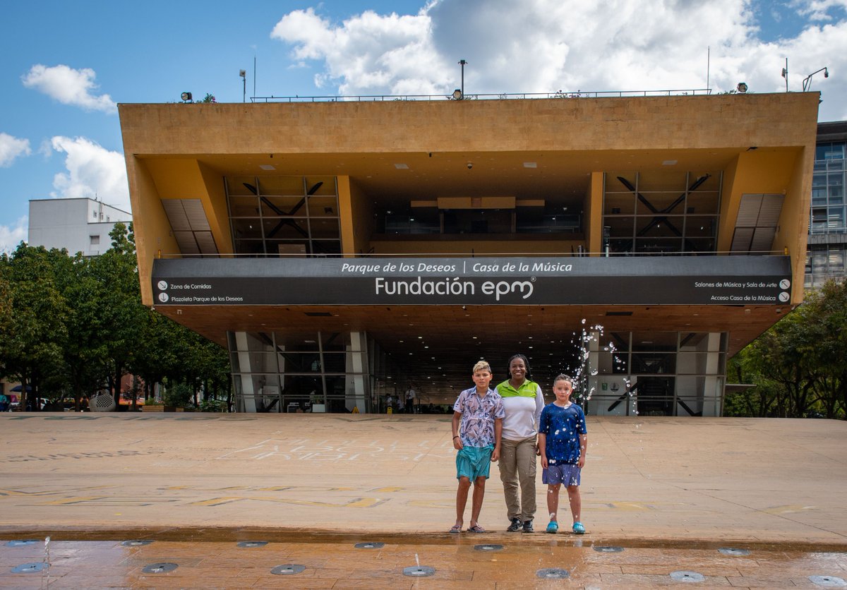 FundacionGEPM's tweet photo. Allí, se desarrolla una oferta programática en torno a la sostenibilidad y, además, hemos creado unos centros de conocimiento y experiencias que nos permiten escalar las buenas prácticas que tenemos. 💚💚
#ForoEDS #Sostenibilidad #GlobalGoals #FundaciónEPM https://t.co/in0HzFi5Nd