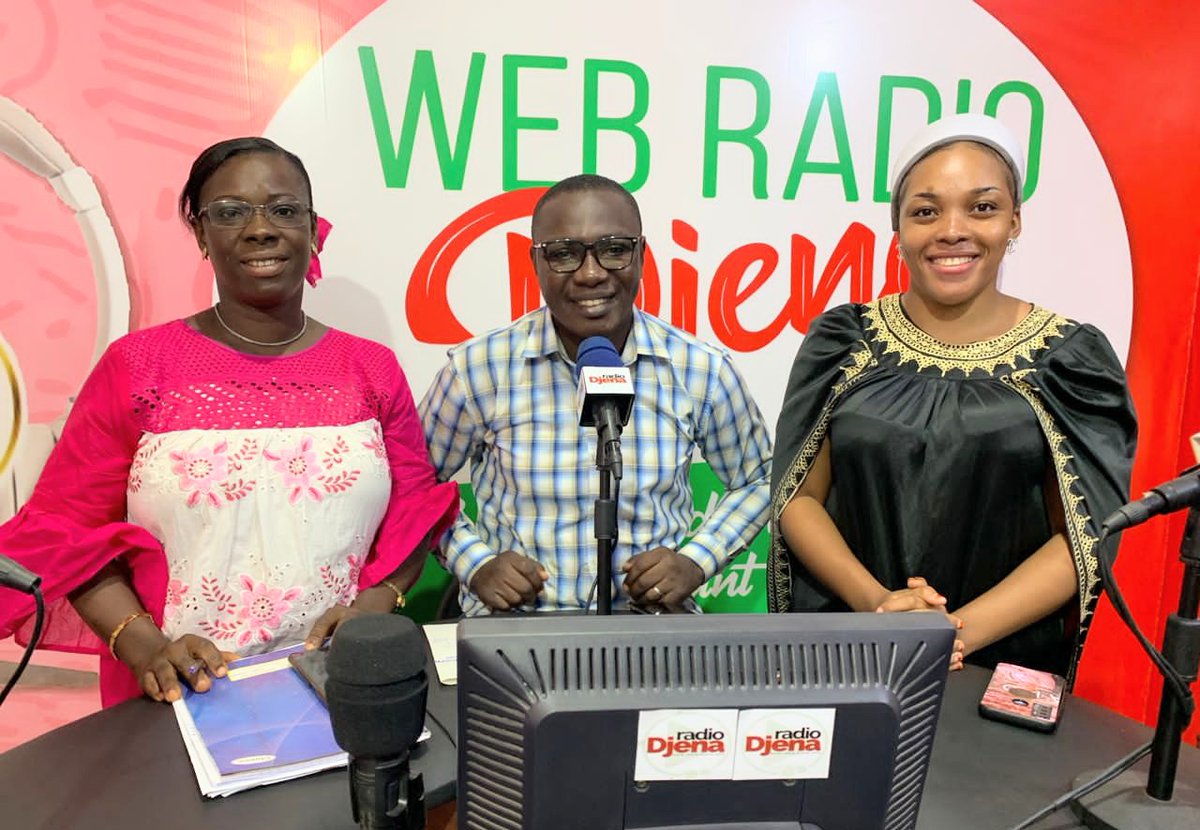 WDjena's tweet photo. Vous avez raté L'Heure du Droit en direct. Séance rattrapage à 22h GMT avec nos invitées.

Au menu : journée mondiale de la population 2023

Lien👉 https://t.co/G4vfthoWIU

@AfrikellesMedia #Togo #JMP2023
@UNFPA_TOGO @AHayathe 
@Elie_ABBEY @CommunicationTg @YawaKouigan #tgtwittos https://t.co/3wN29gaeXb