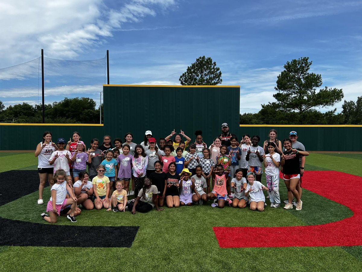 Union_Athletics's tweet photo. It was a great week of @UnionSchools Community School Sports Camps! https://t.co/1xeD1S6VD7