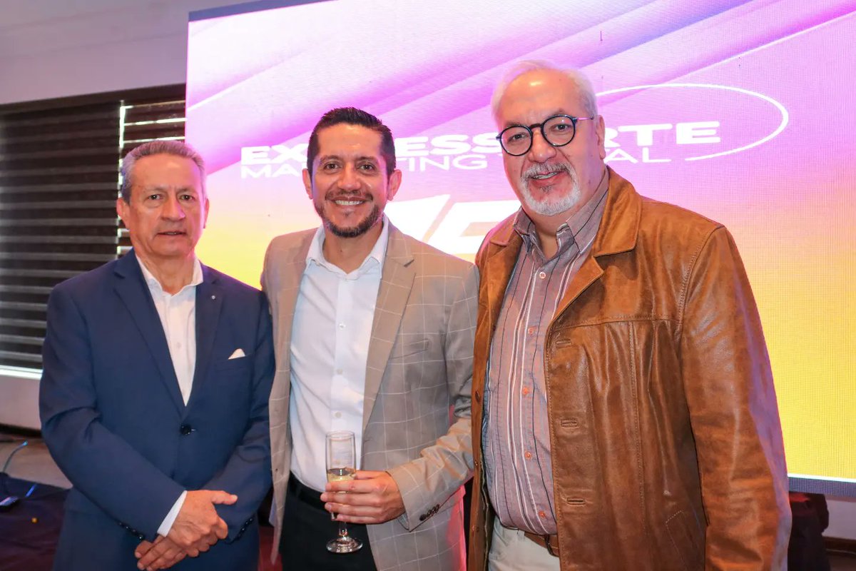 cipemec's tweet photo. Qué felicidad celebrar más años de vida de nuestras empresas afiliadas 💙.
En esta ocasión auguramos lo mejor a #Expressarte, en sus 15 años de creación de estrategia y creatividad.
#Empresas #CIPEM #Cuenca https://t.co/v7dqIq8yJt