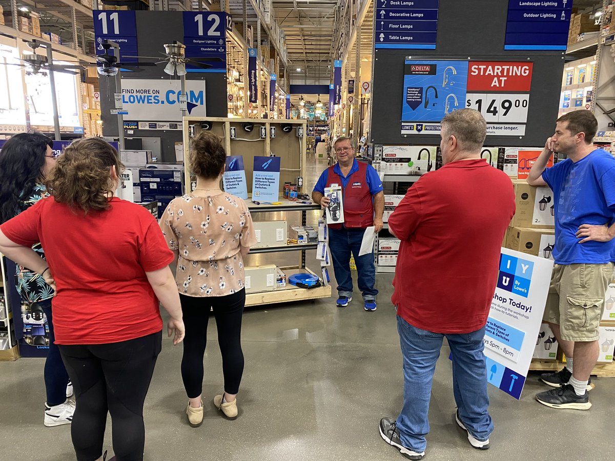 Weekly clinics held at Lowe’s 1160. Tonight was replacing outlets and switches! Come check it out!!