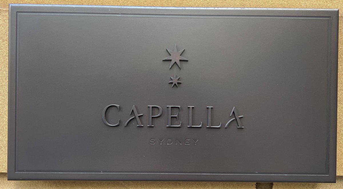 TapendiumMan's tweet photo. I went to Sydney yesterday to catch up with some clients. Unfortunately I forgot my selfie stick, so here’s a photo of a sign instead. https://t.co/wFQgeN1fvL