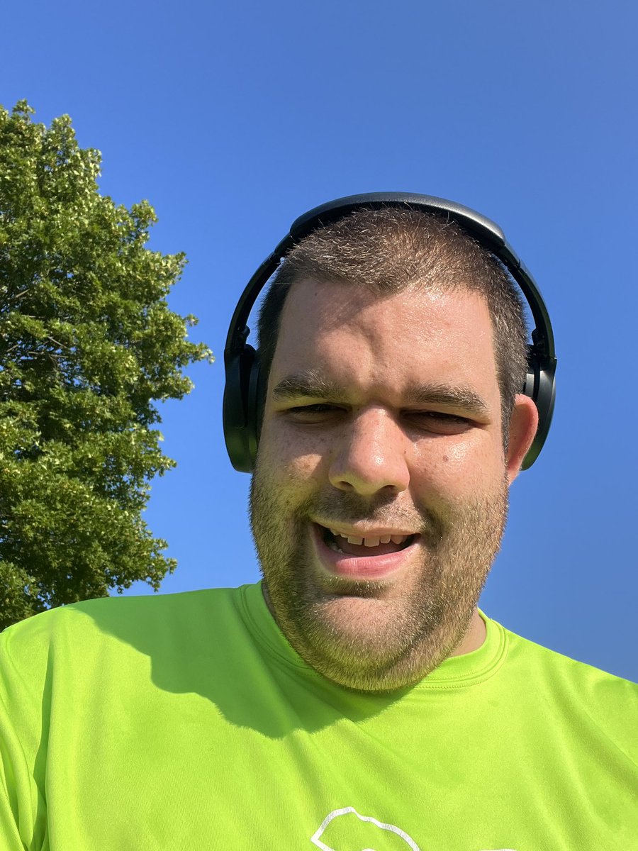 BenergyEAC's tweet photo. Did  1 mile  of running today  I need keep on working #runbenrun https://t.co/cq7AAsSgau