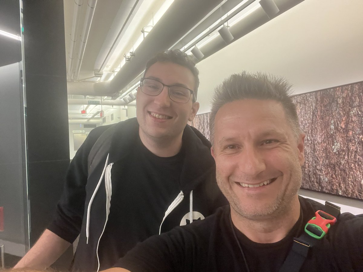 nickytonline's tweet photo. Finally met @JasonEtco irl! #RefactorDX https://t.co/xMqzmFT3o0