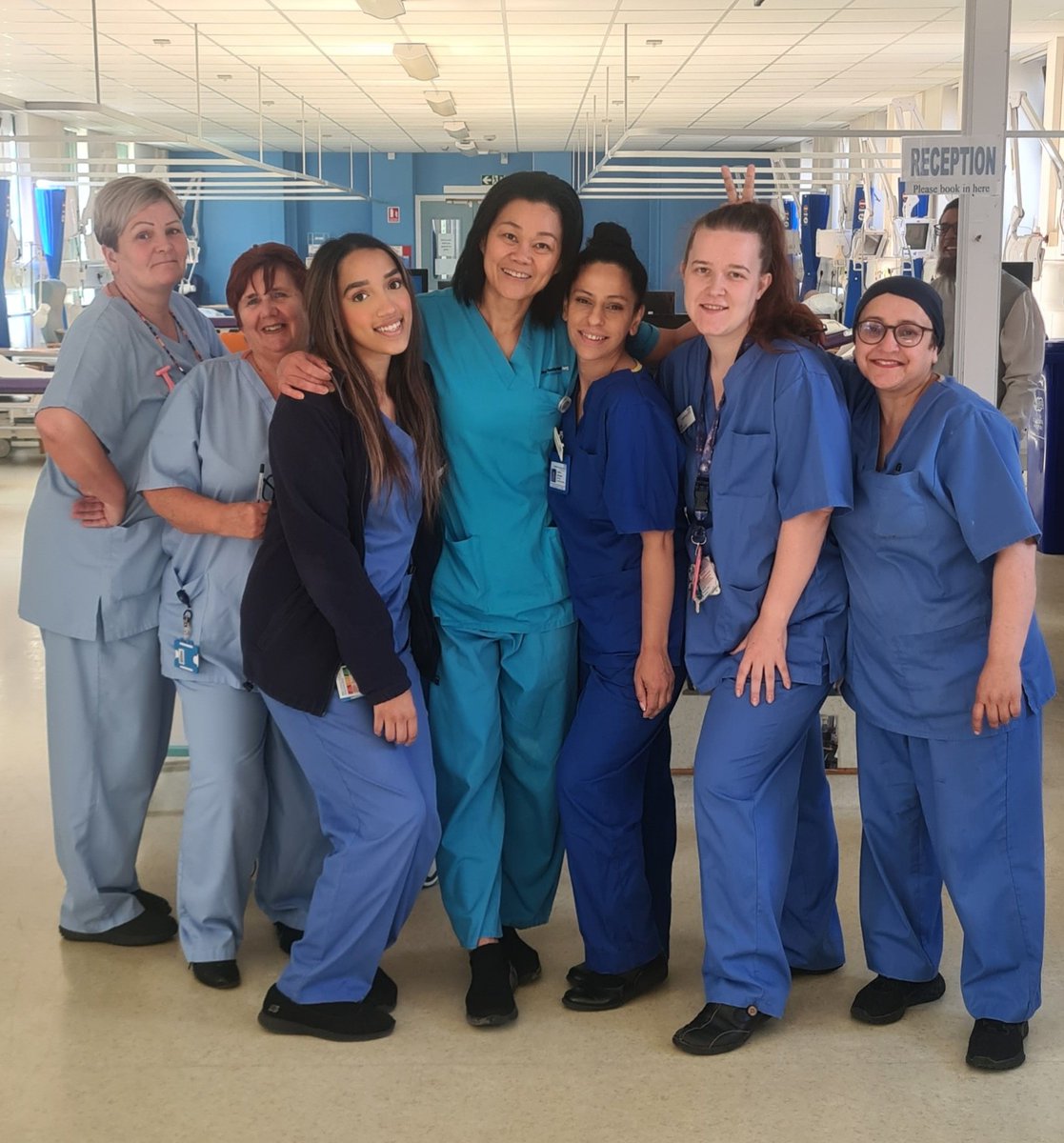fallonbarron_'s tweet photo. Goodbye to @BTHFT ❤️

The amazing @SDEC_BTHFT &amp; @AMUBradford4 teams, its been a pleasure. It's time for the next chapter.

Hello, @BDCFT 🥰 excited for the next step in my career. https://t.co/xX3YiPEnXS