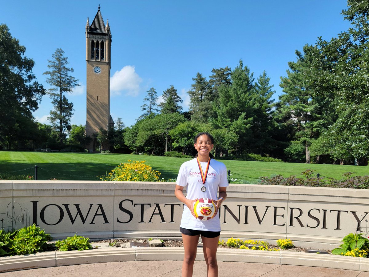 AaniyahVs's tweet photo. Big 12 division Champ! #cyclonevb @WPlainsVB @jetvolleyball https://t.co/uf9KwEvi4w