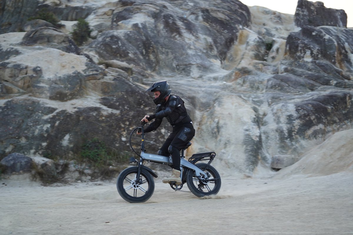 ZXMCO_ltd's tweet photo. Green travel, environmental protection and energy conservation, foldable electric bicycles allow you to enjoy freedom and health in the city.
#ZXMCO #electricbicycle #electricbike #foldingbike #green https://t.co/uppUleQNop